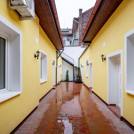 Cute Central Studio With Ac Budapest Bagian luar foto